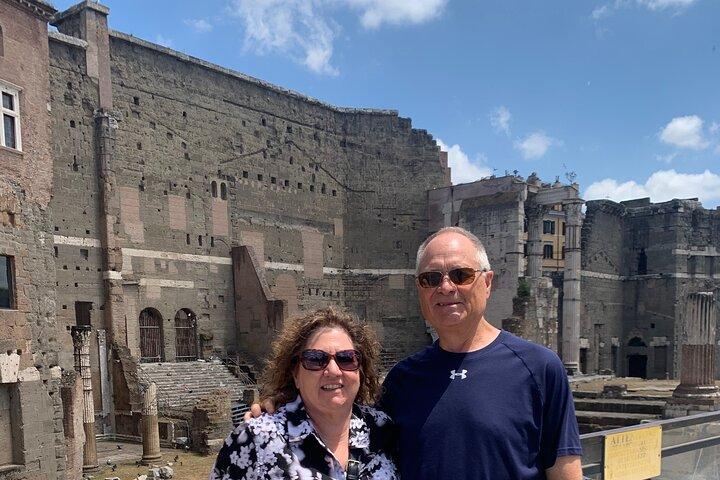 Rome private tour with access Vatican & Colosseum