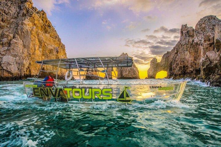 1 hour Private Navigation in Transparent Boat Arco de Los Cabos