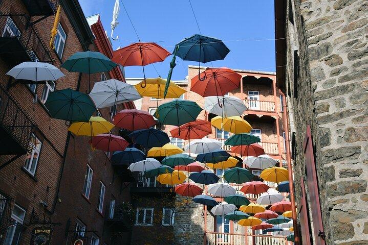 Quebec Self-Guided City Walking Tour & Scavenger Hunt