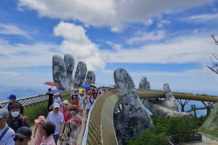 Private tour Golden Hand Bridge And Ba Na Hills Hoi An/ Da Nang