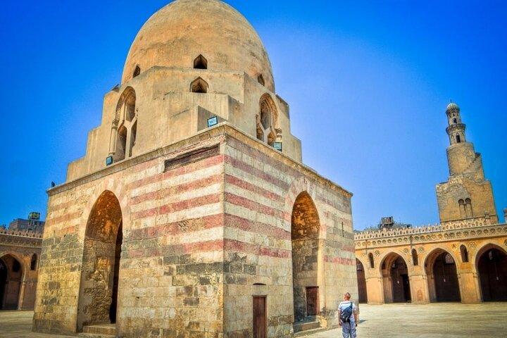 Day Tour to old Cairo Egyptian Museum and Khan el Khalil