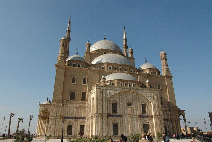 Day Tour to old Cairo Egyptian Museum and Khan el Khalil