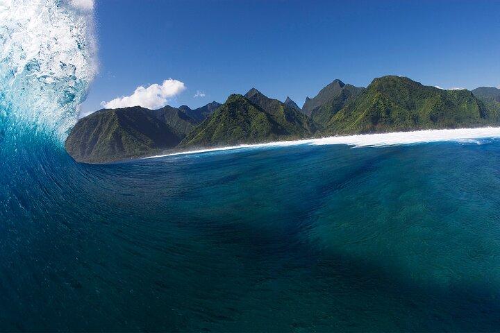 Teahupoo Wave Watching