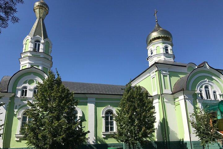 Discover Gagauzia and Manuc Bei Mansion
