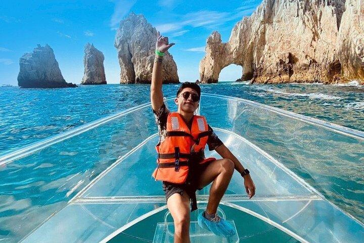 1 hour Private Navigation in Transparent Boat Arco de Los Cabos