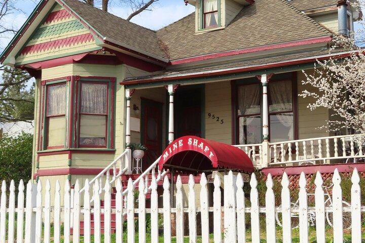 A Highway 49 Drive: A Self-Guided Audio Tour from Placerville to Jackson