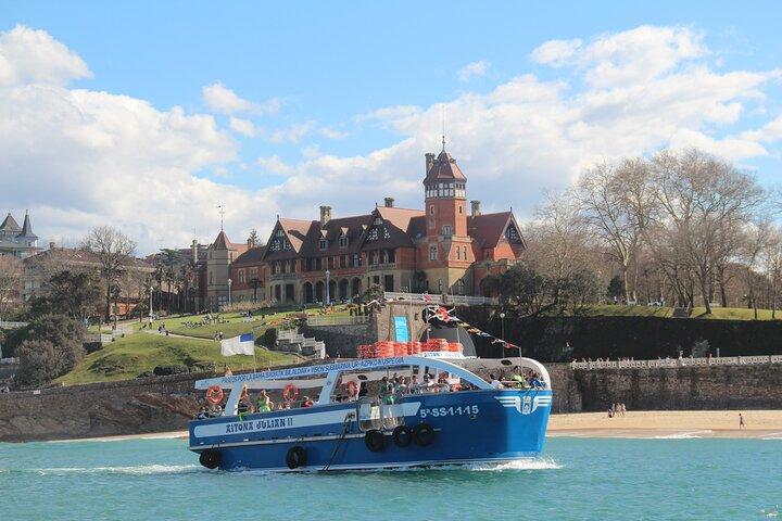 Boat by the Bay and Santa Clara Island in Donostia San Sebastian