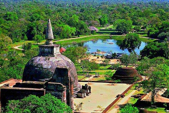 2 Days Highlights Of Sigiriya & Mihintale From Colombo