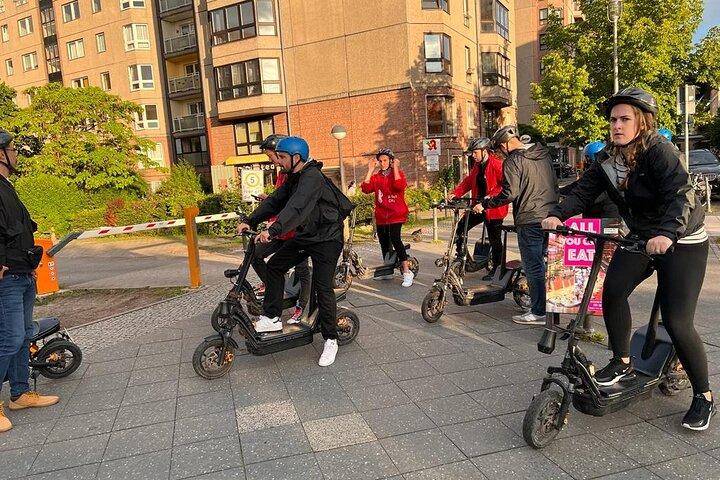 2 Hours Berlin E-Scooter Tour