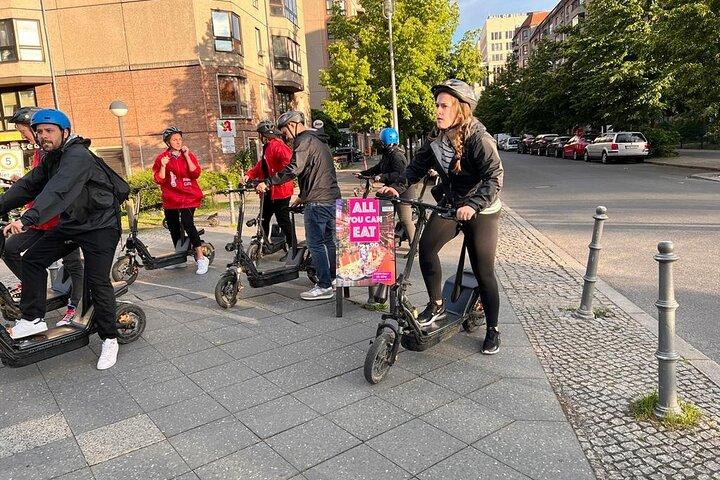 2 Hours Berlin E-Scooter Tour