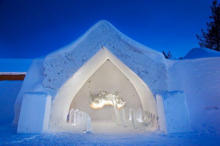 Arctic Snow Hotel Visit in Wildness in Rovaniemi