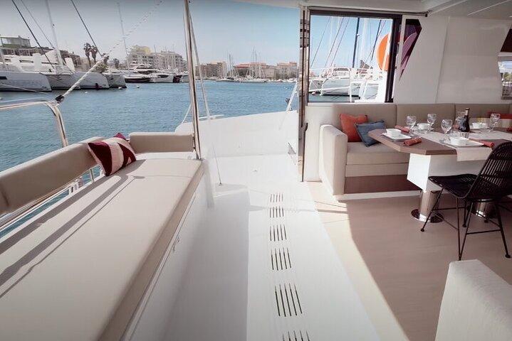 CATAMARAN Kleftiko Poliegos & Round of Milos Lunch with Openbar