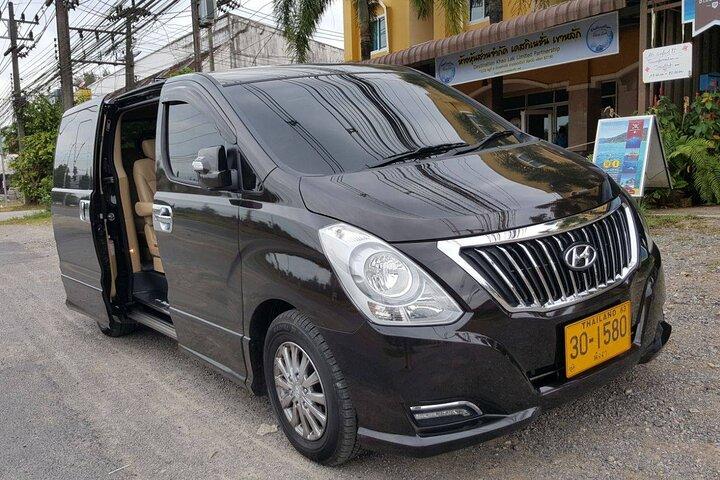 Private Minivan Transfer from Phuket Airport to Khao Lak hotels