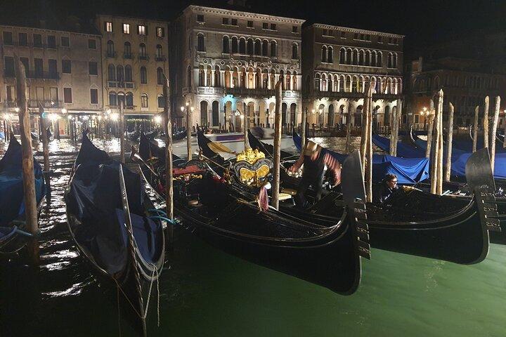 Venice at Night Small Group Guided Tour Away from the Crowds
