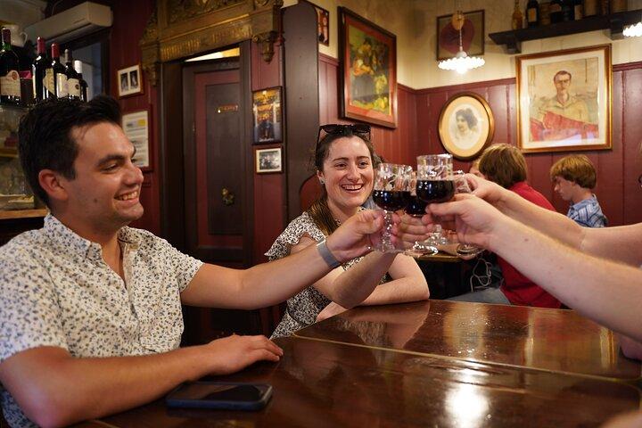 Venice Like a Local: Food, Wine & Spritz Tour with Traghetto Ride