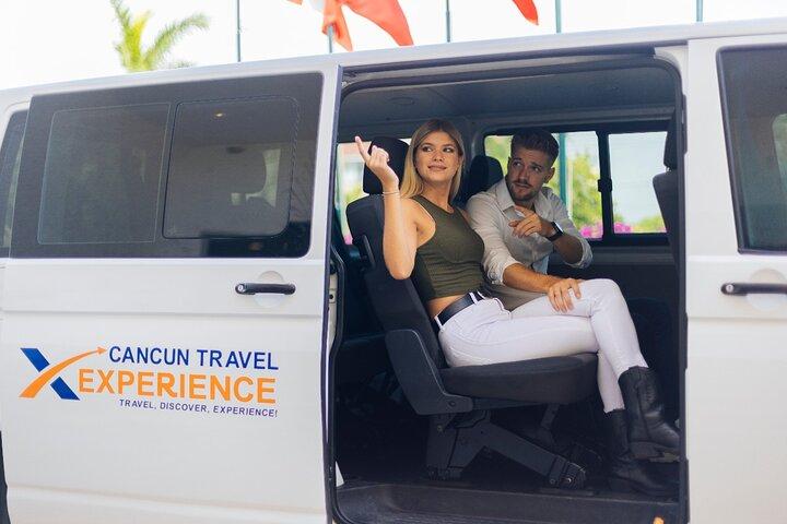 Private One Way or Roundtrip Transportation to Cancun Hotels