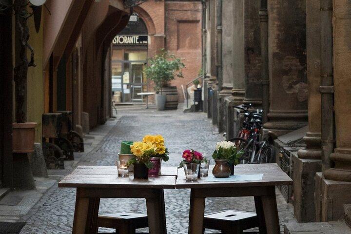 Private 10 hours Tour from Milan to Bologna