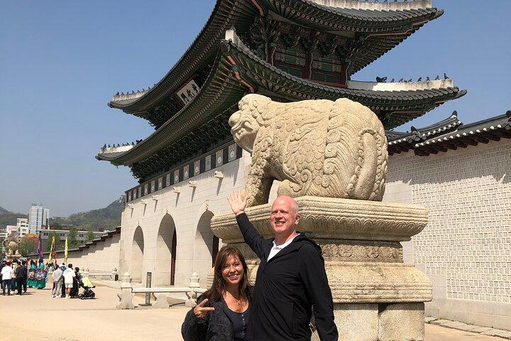 Seoul Private Car Tour with a premium guide
