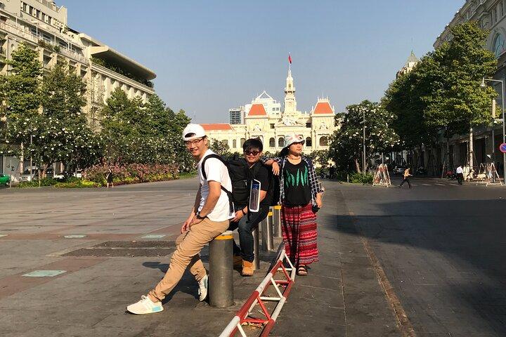 Ho Chi Minh City Sightseeing, midnight, Shopping tours by scooter