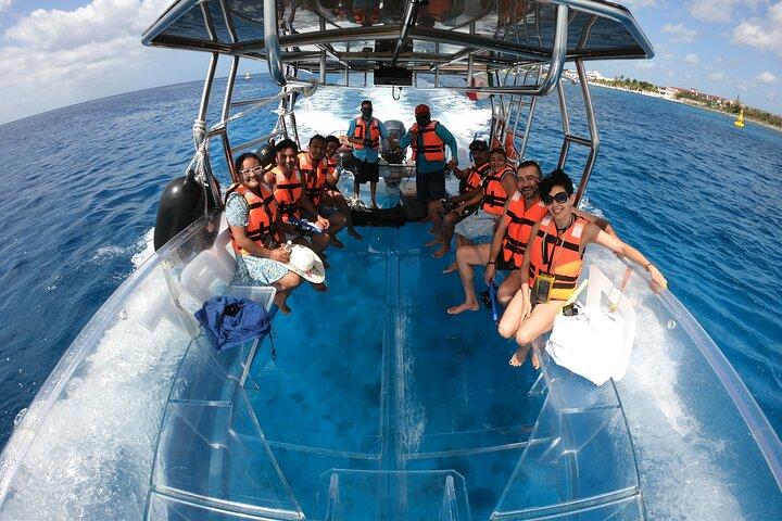 Private Tour in Transparent Boat by Nichupte in Cancun
