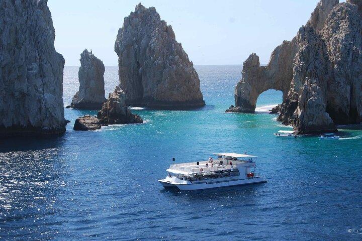 Cabo Sunset Dinner Cruise: Fajitas, Lands End and Party
