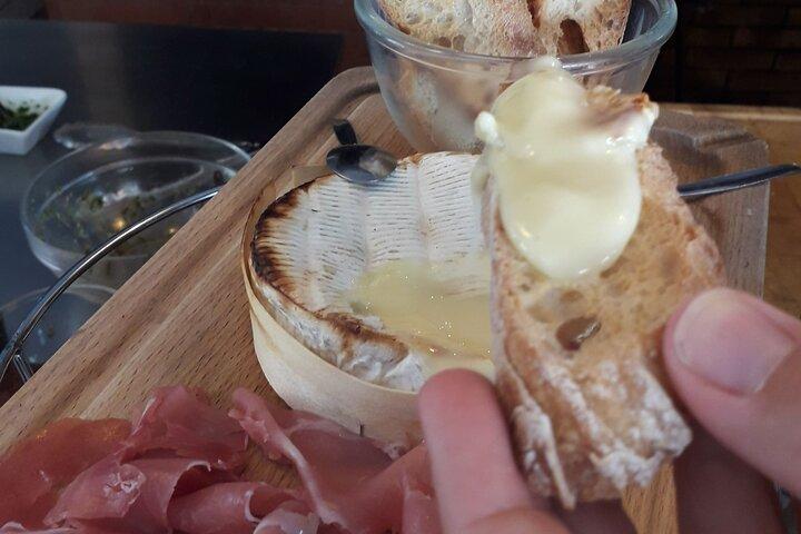 All Inclusive Food & History Tour of Marseille with Local Guide