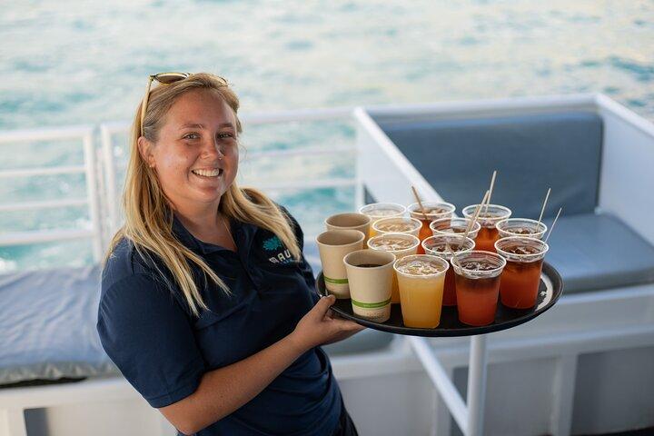 From Ma'alaea Harbor: Sunset Dinner Cruise Aboard the Quicksilver
