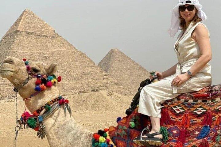 Private Cairo Tour to Giza Pyramids, Egyptian Museum and Bazaar