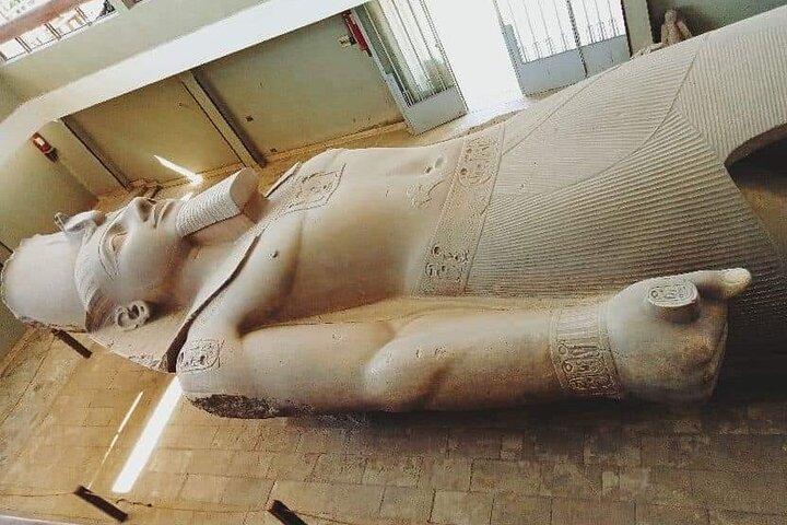 8-Hour Private Tour of Giza Pyramids, Memphis, Sakkara and Dahshur with Lunch