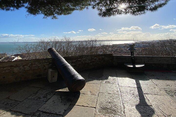 Lisbon: E-ticket to St. George Castle & Audio Tour on Your Phone