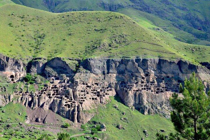 Day tour to Vardzia, Borjomi in Georgia