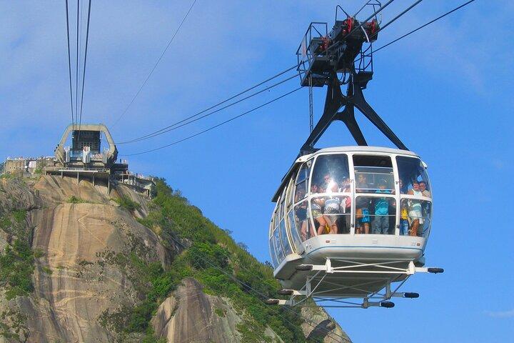 City Tour Full VIP - Corcovado Train + Churrascaria Rodízio