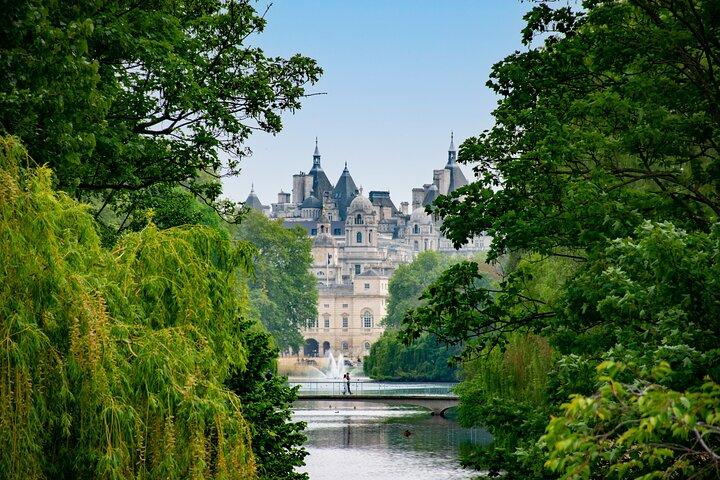 London Fully Tailored Private Tour: Half-Day with Local Guide