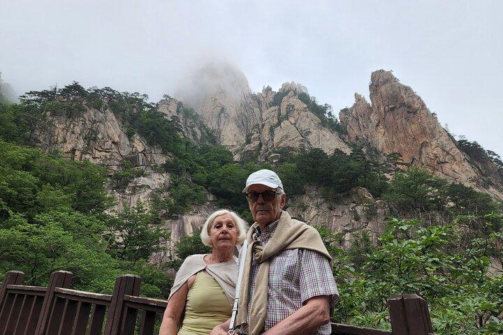 5 Days Tour for Korea's past and present(Mt.Seoraksan, Andong, Gyeongju, Busan)