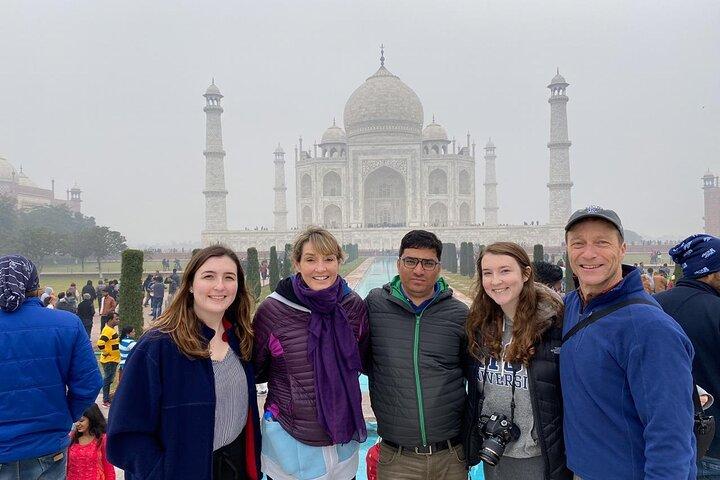 From Jaipur- Private Day Trip To Taj Mahal Agra By Car