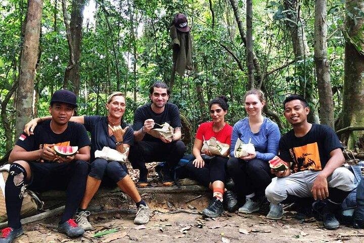 Bukit lawang tour 3days-2 night jungle trekking including rafting