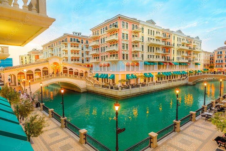 Doha City Tour: Guided Tour to Souq Waqif, Katara, Pearl Island