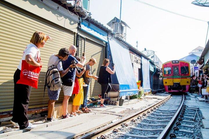 Private Tour from Bangkok: Railway and Floating Markets Tour