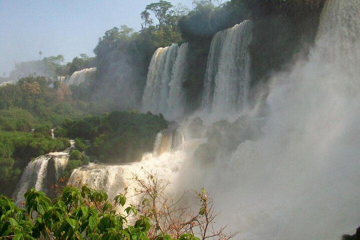 Argentina Iguazú Falls: The Natural Wonder of Argentina
