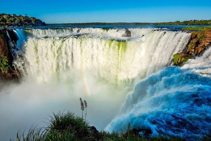 Argentina Iguazú Falls: The Natural Wonder of Argentina