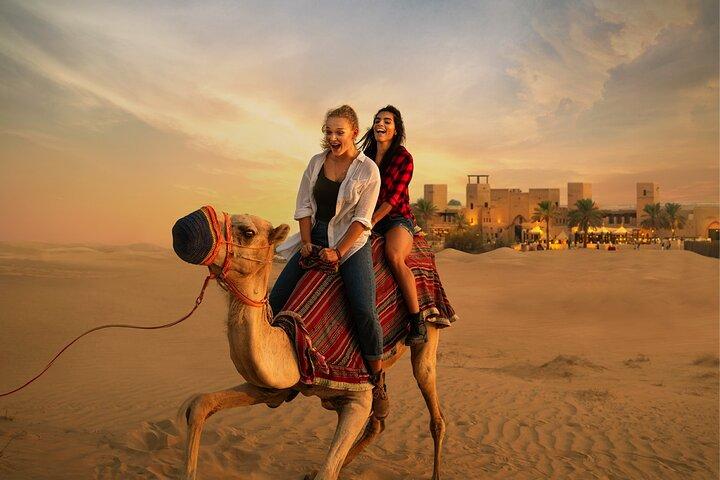 Desert Safari with Dune Bashing and Dinner In Dubai