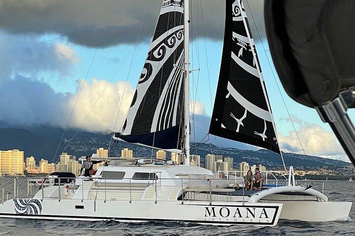 Waikiki Sunset Cocktail Sail on the Moana Catamaran
