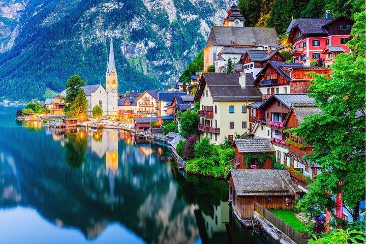 Guided Day Trip to Hallstatt with a local from Vienna