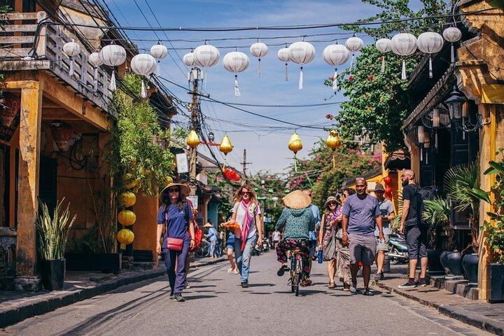 Hoi An at Sunset: Authentic Local Street Food Tour