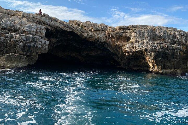 Boat excursion to Polignano a Mare between caves and coves