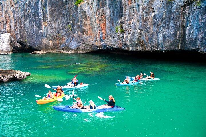 Angthong Marine Park - Full Day Kayaking Tour
