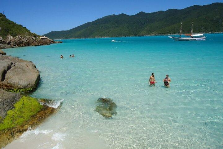 Boat Tour in Arraial do Cabo with Lunch