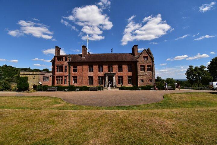 London Private Taxi Transfer to Chartwell