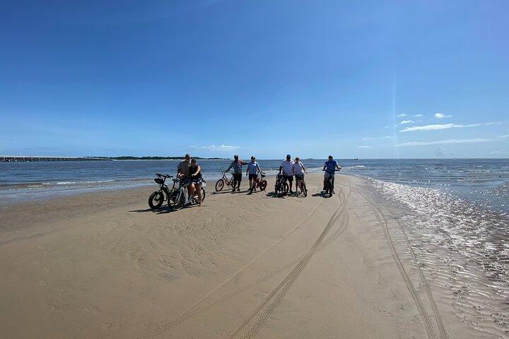 Self-Guided Electric Bike Tour–Amelia Island (Smart Helmet)