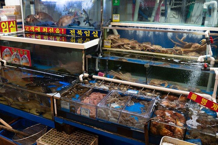 Seoul: The Biggest Sea-food Noryangjin Market Tour
